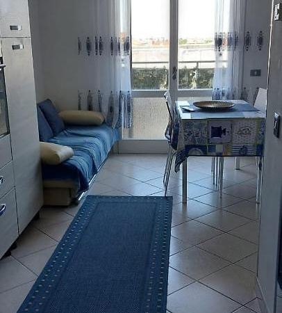 Appartamento In Sottomarina Di Chioggia Exterior foto
